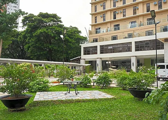 Hotel Treewood Residences Cebu