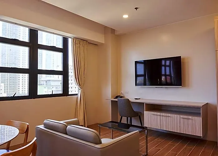Treewood Residences 4*