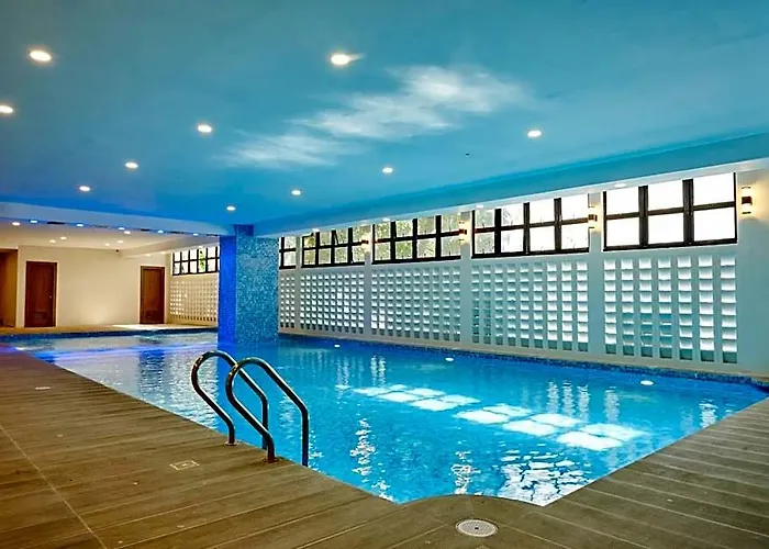 Treewood Residences 4*
